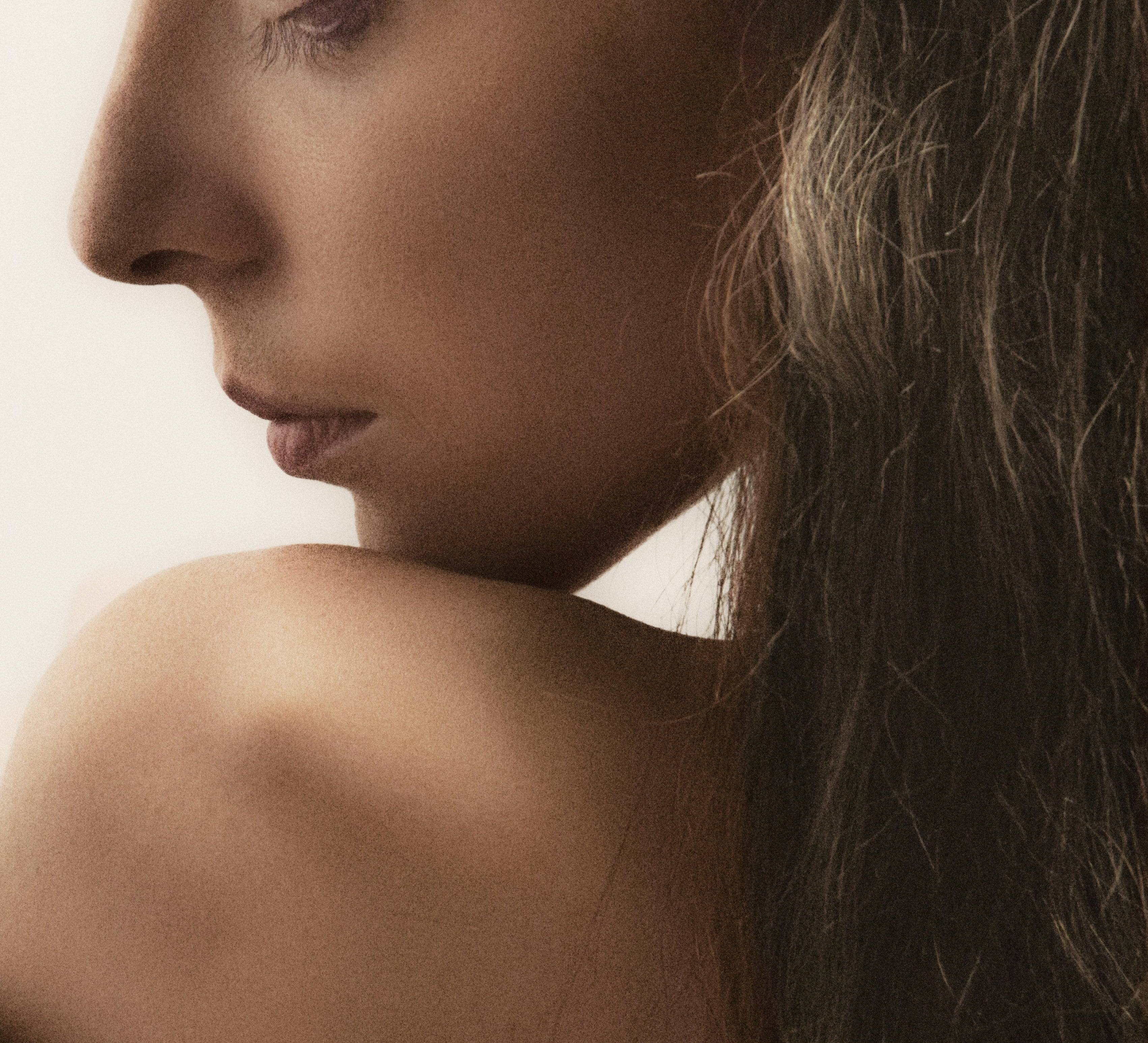 Winter Skincare: Don't Let Dryness Crash Your Holiday Glow