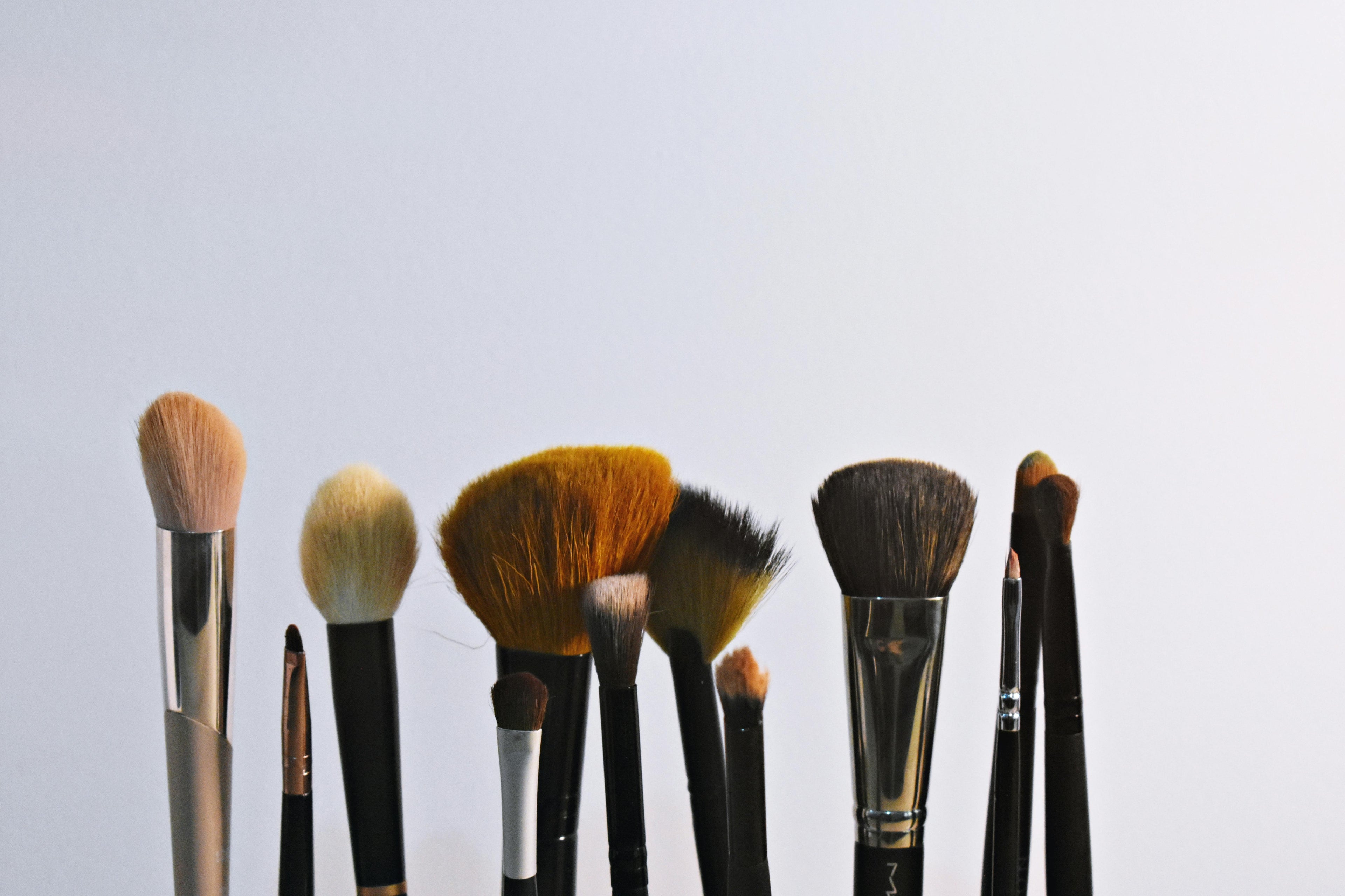 The Ultimate Guide to Makeup Brushes: Which Brush for Which Makeup?