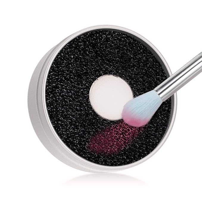 Docolor Makeup Brush Cleaner - Quick Dry Sponge for Removing Shadow Color - Compact Size for Travel
