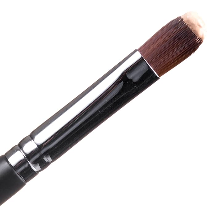 Beauty Junkees Flat Concealer Brush Under Eye - Small Concealer Brush for Foundation, Eyebrows, Nose Contour Brush, Color Corrector Brush, Works with Cream, Powder Cosmetics, Synthetic