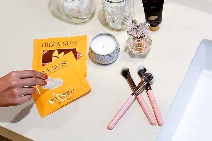 Self Tanning Wipes – Organic & Vegan Tan Towelettes for Face & Body – Streak-Free, Odorless, Quick Dry, Natural Glow – 8 count