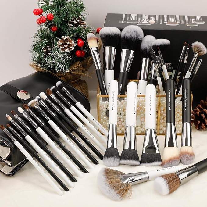DUcare Professional Makeup Brushes Set 31Pcs Panda Series Makeup Brush Set Kabuki Foundation Blending Face Powder Blush Concealers Eye Shadows With Leather Case Organizer