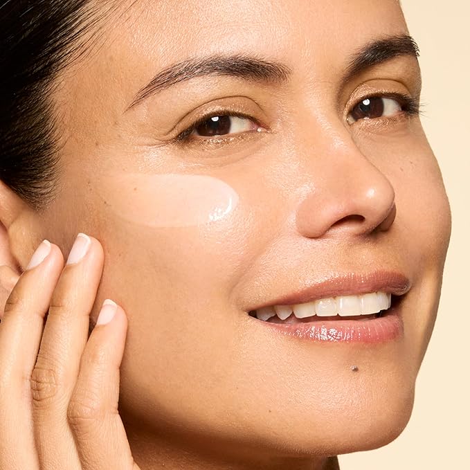 Honest Beauty The Icons Skincare Trio Travel Kit, Mini Hydrogel Cream, Gentle Gel Cleanser, Vitamin C Radiance Serum for Sensitive Skin, Vegan