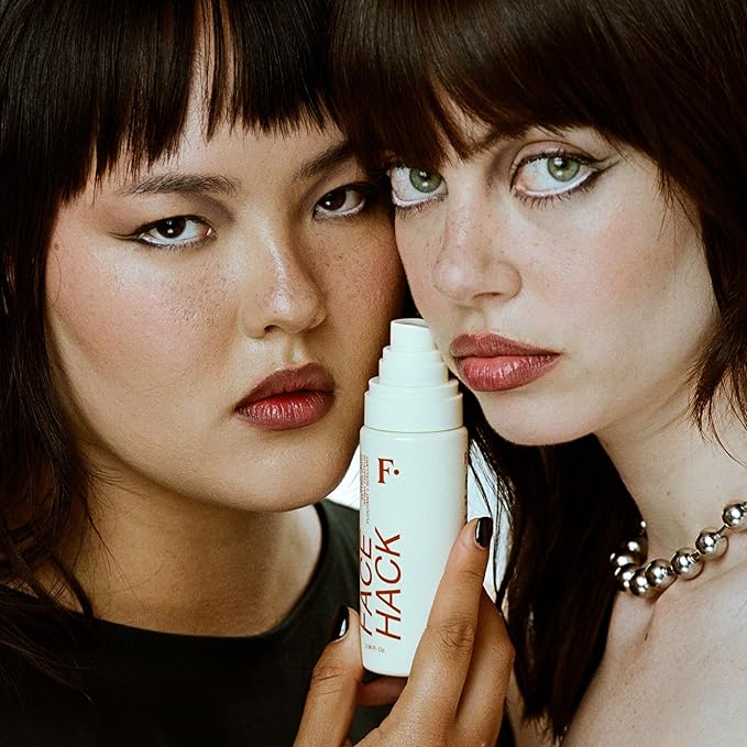 Freck Beauty FACE HACK Blur + Bond Setting Spray, Multi-Purpose Spray that Blends, Blurs and Bonds Makeup, Locks your look In All Day, Perfect for Mid Day Refresh, 3.38 oz